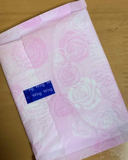 スリムガード スイートローズの香り(特に多い昼用 18コ入)/ロリエ/ナプキンを使ったクチコミ(4枚目)