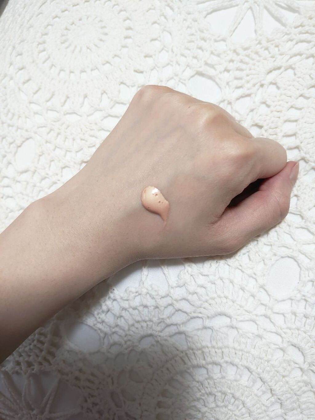 マットスムースミネラルファンデーション/エトヴォス/パウダーファンデーションを使ったクチコミ(2枚目)