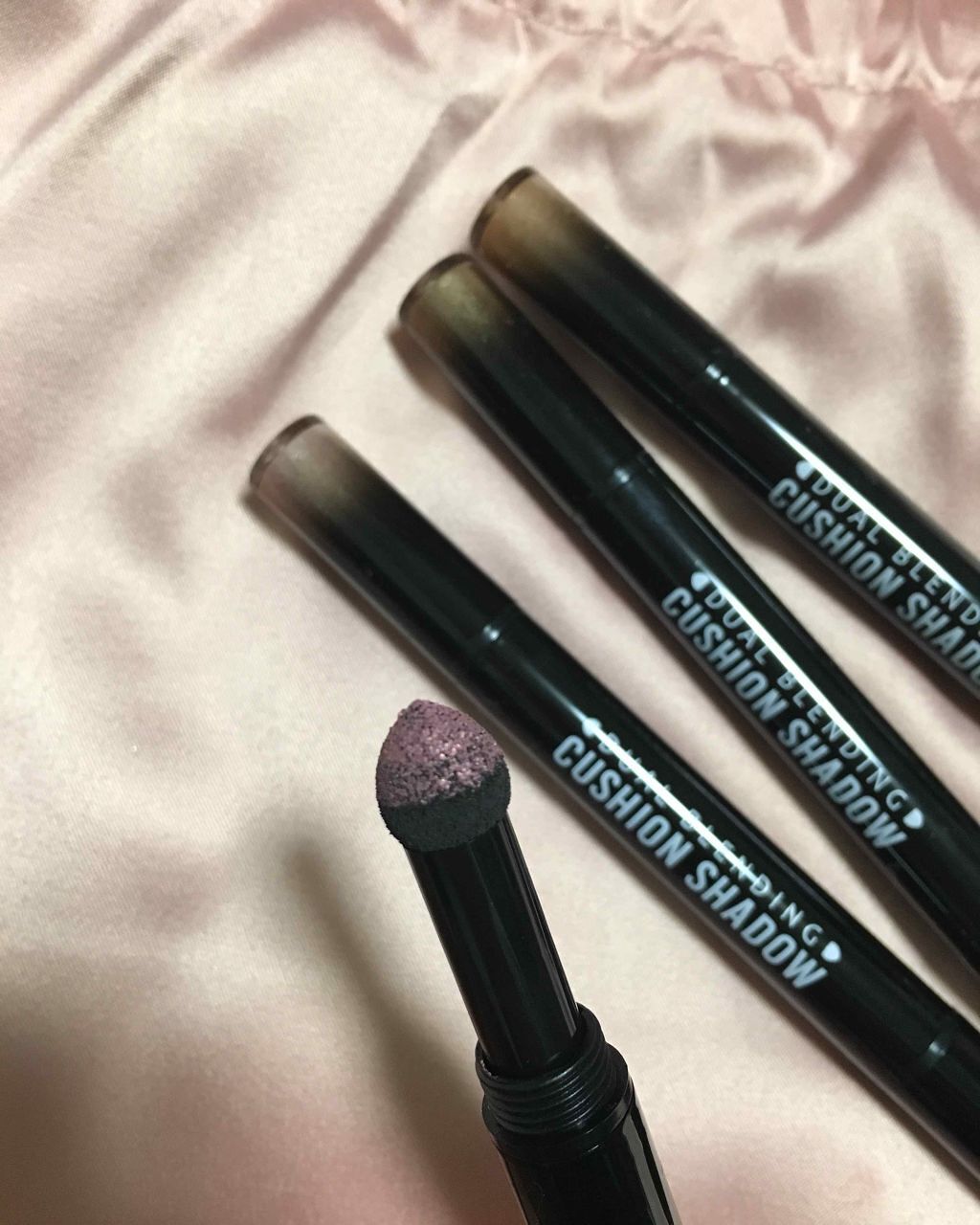 MISSHA デュアルブレンディングクッションシャドウ/MISSHA/単色アイシャドウを使ったクチコミ（2枚目）