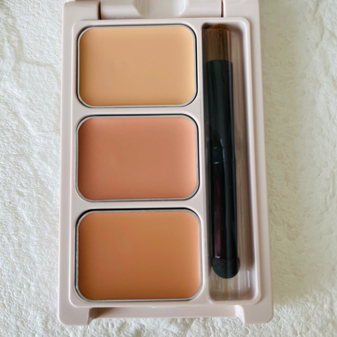 カバーパーフェクトコンシーラー/upink/パレットコンシーラーを使ったクチコミ(2枚目)