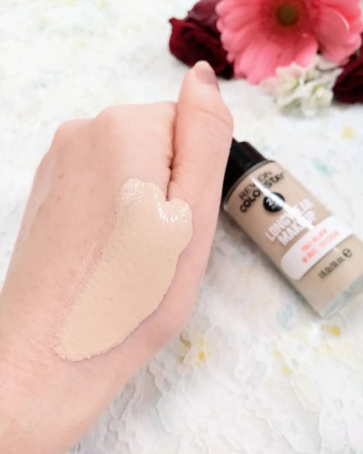 カラーステイ ロングウェア メイクアップ/REVLON/リキッドファンデーションを使ったクチコミ(4枚目)