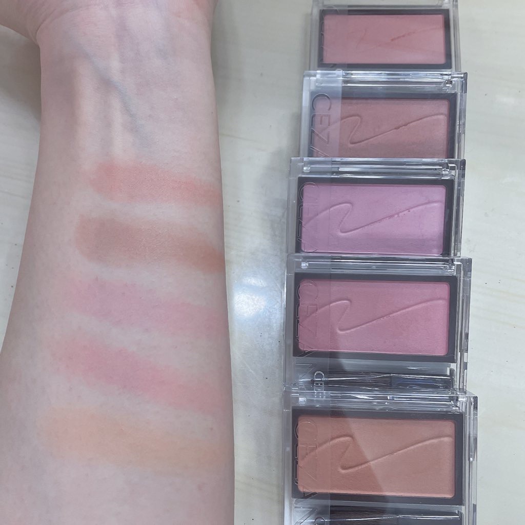 チークブラッシュ/CEZANNE/パウダーチークを使ったクチコミ（1枚目）