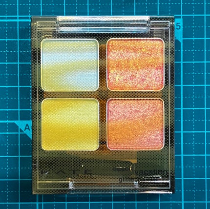 ビーチバカンスグリッターパレット EX-3トロピカルサニービーチ:南国のビーチを感じさせるトロピカルなビーチ/KATE/アイシャドウパレットを使ったクチコミ(1枚目)