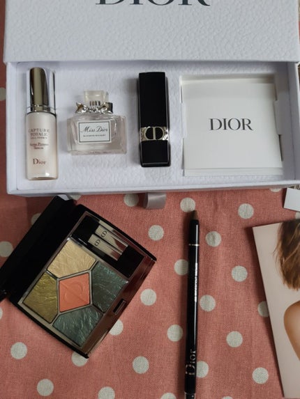 サンク クルール クチュール<バーズ オブ ア フェザー>/Dior/アイシャドウパレットを使ったクチコミ(2枚目)