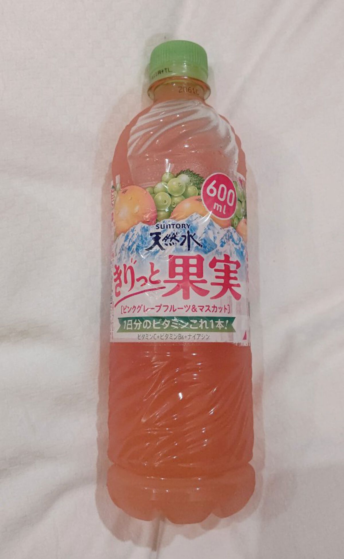 SUNTORY天然水 きりっと果実（ピンクグレープフルーツ＆マスカット）/サントリーフーズ/ドリンクを使ったクチコミ（1枚目）
