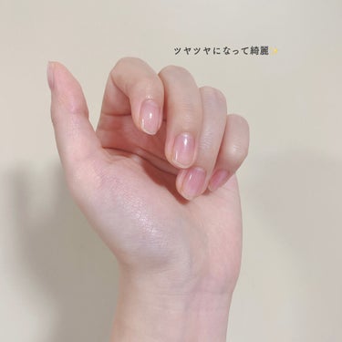 ネイリスト ラスティングエッセンスのクチコミ「ジェルネイル休み始めました💅
素の爪もツヤツヤ&健康に！🧚‍♀️




▼ネイリスト/ラステ.....」（2枚目）