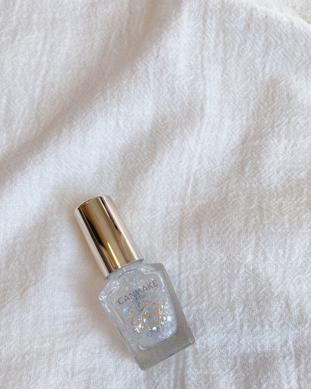 カラフルネイルズ N24 トゥインクルドロップ/キャンメイク/マニキュアを使ったクチコミ（2枚目）