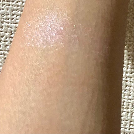 パールグロウニュアンサー/CEZANNE/パウダーハイライトを使ったクチコミ(2枚目)