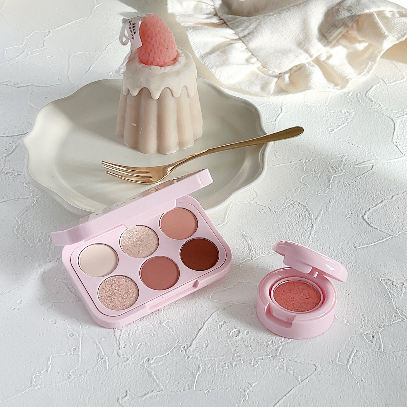 ミニライクアシャドウ/BLESSED MOON/単色アイシャドウを使ったクチコミ(1枚目)