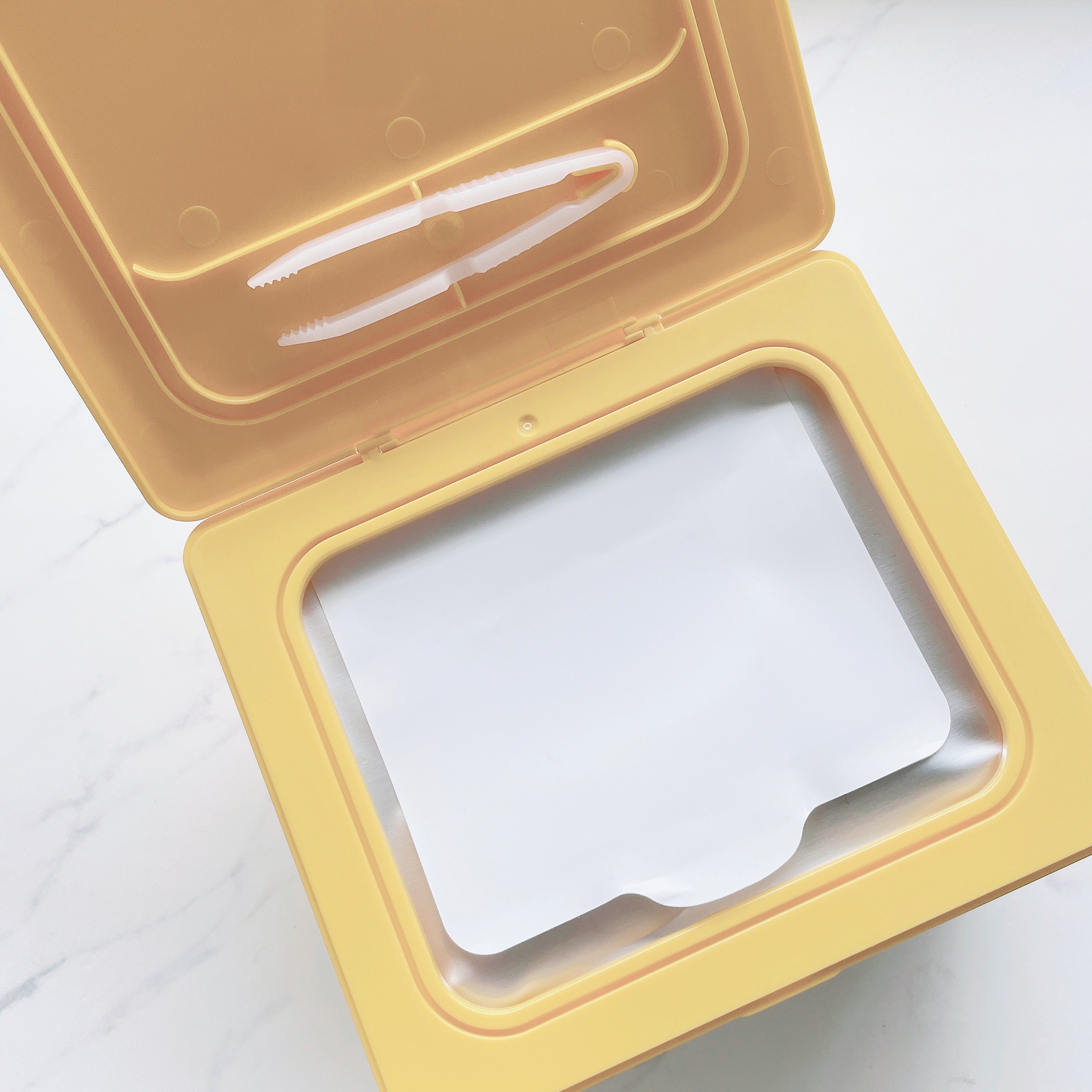 バイオームビタCグローデイリーシートマスク/UIQ/シートマスク・パックを使ったクチコミ（3枚目）