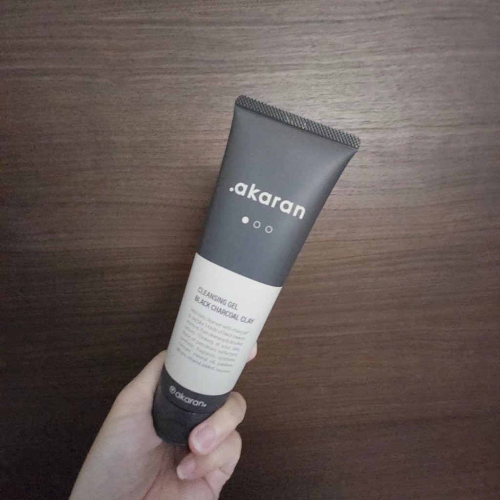 ブラックジェルクレンジング/.akaran/クレンジングジェルを使ったクチコミ（2枚目）