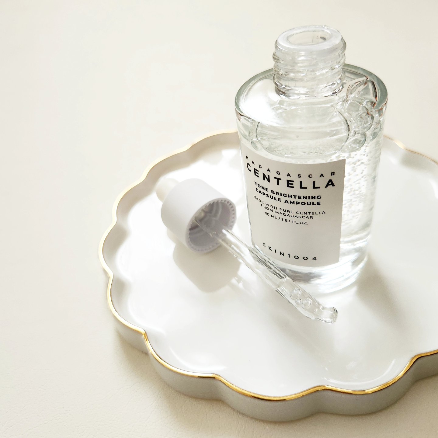 トーンブライトニング カプセルアンプル/SKIN1004/美容液を使ったクチコミ（3枚目）