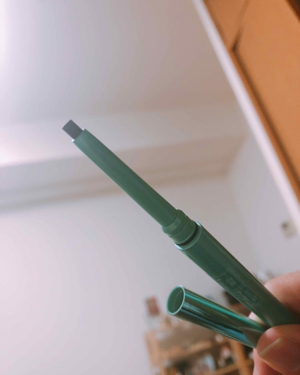 「密着アイライナー」クリームペンシル/デジャヴュ/ペンシルアイライナーを使ったクチコミ（2枚目）