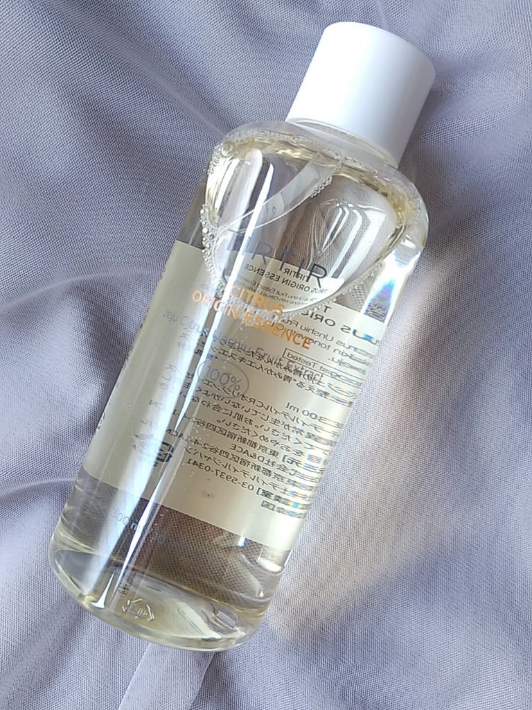 TIRTIR(ティルティル) シトラスオリジンエッセンスのクチコミ「・TIRTIR シトラスオリジンエッセンス


青みかんをたっぷり含んだ
青みかんエッセンス🍊.....」（2枚目）