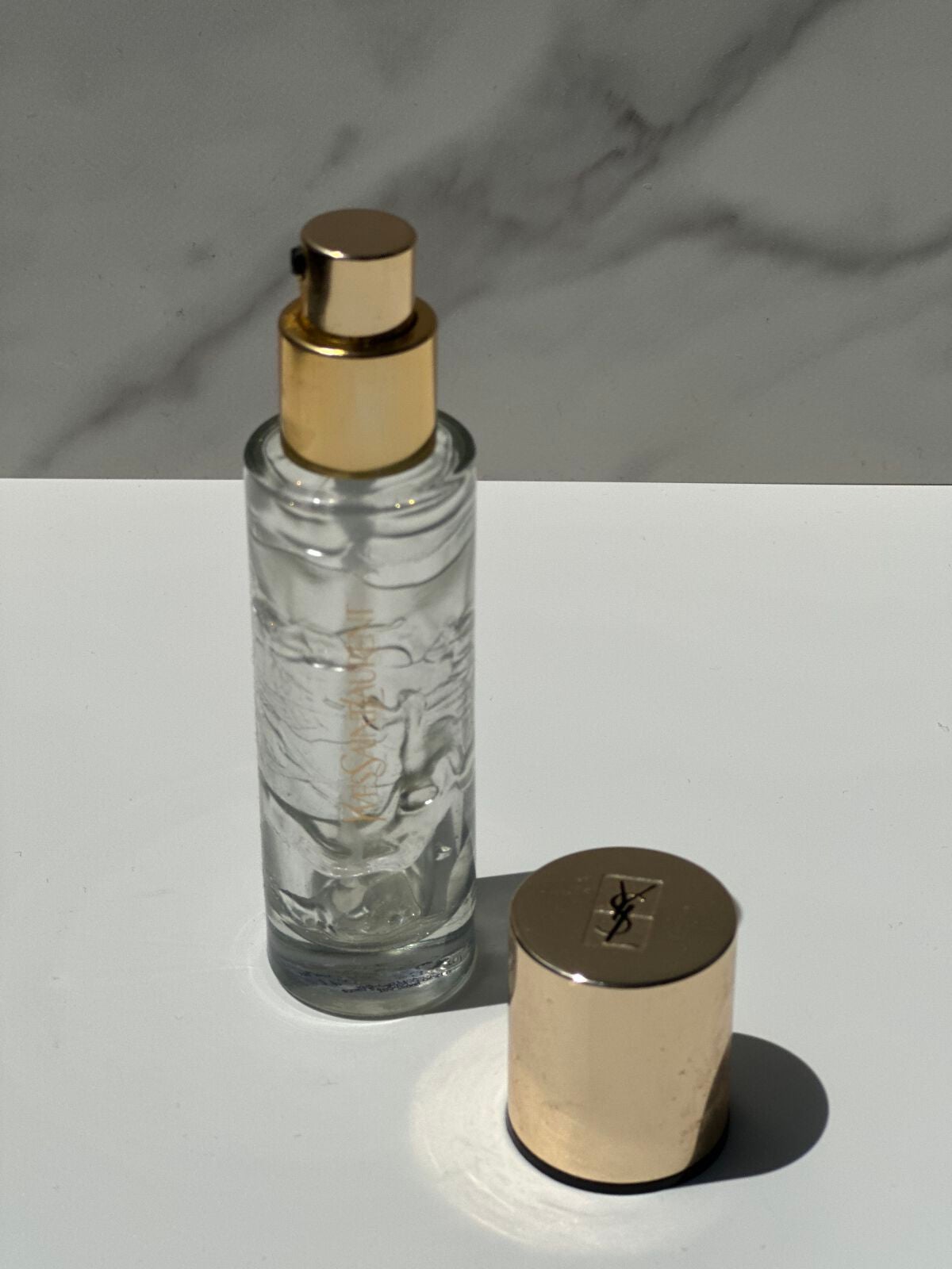 ラディアント タッチ ブラープライマー/YVES SAINT LAURENT BEAUTE/化粧下地を使ったクチコミ(2枚目)