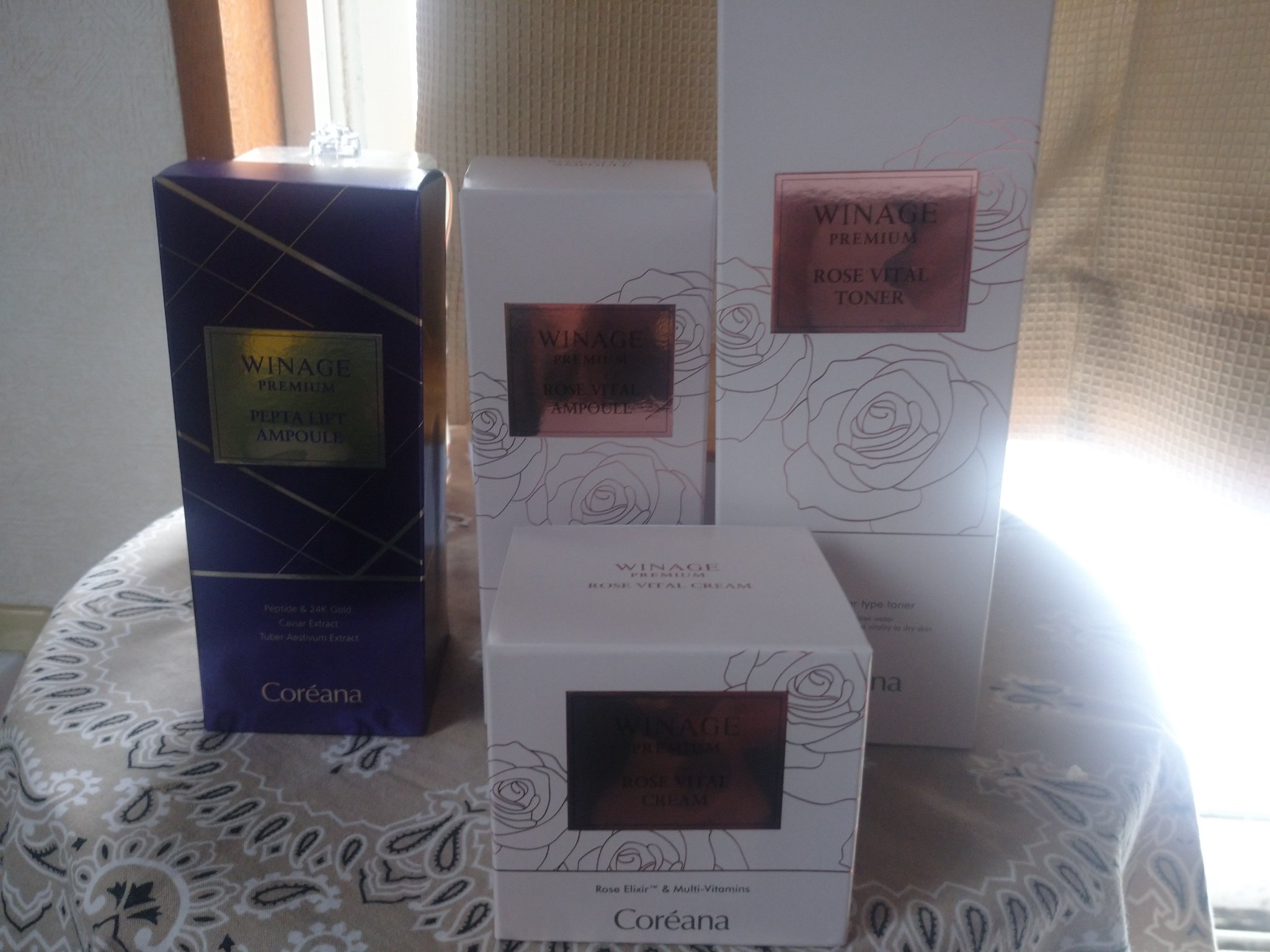 WINAGE PREMIUM ROSE VITAL AMPOULE/Coreana/美容液を使ったクチコミ（1枚目）