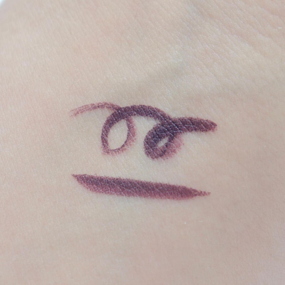 カラーミーツ アイライナー/リリーフルール/リキッドアイライナーを使ったクチコミ(4枚目)