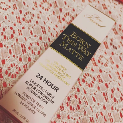 ボーン ディス ウェイ アンディテクタブル 24H マット ファンデーション/Too Faced/リキッドファンデーションを使ったクチコミ(5枚目)