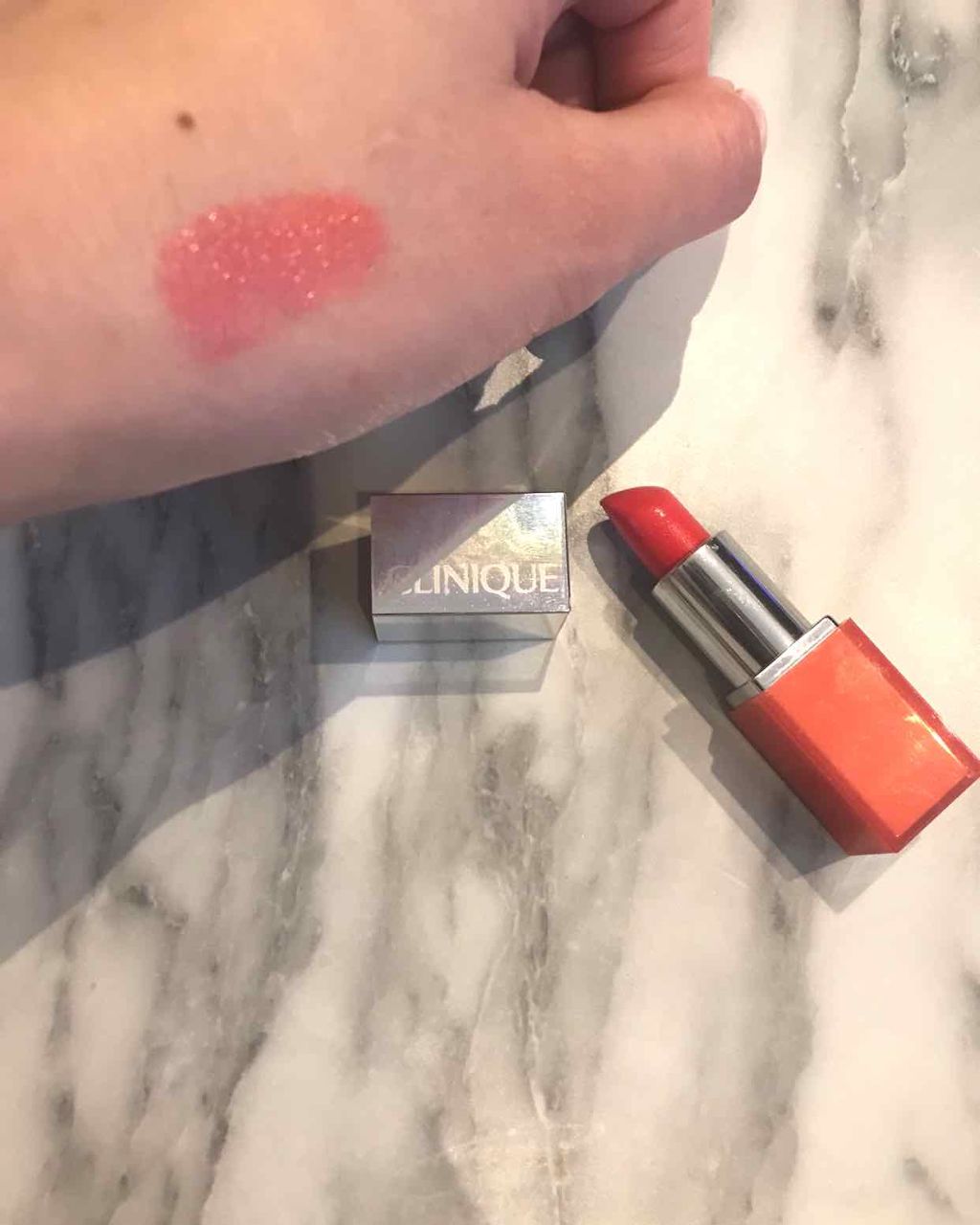 クリニーク ポップ シアー/CLINIQUE/口紅を使ったクチコミ(2枚目)