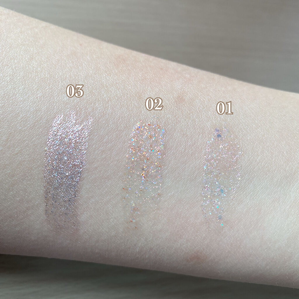 スターリット リキッドグリッター/dasique/メイクアップを使ったクチコミ（2枚目）