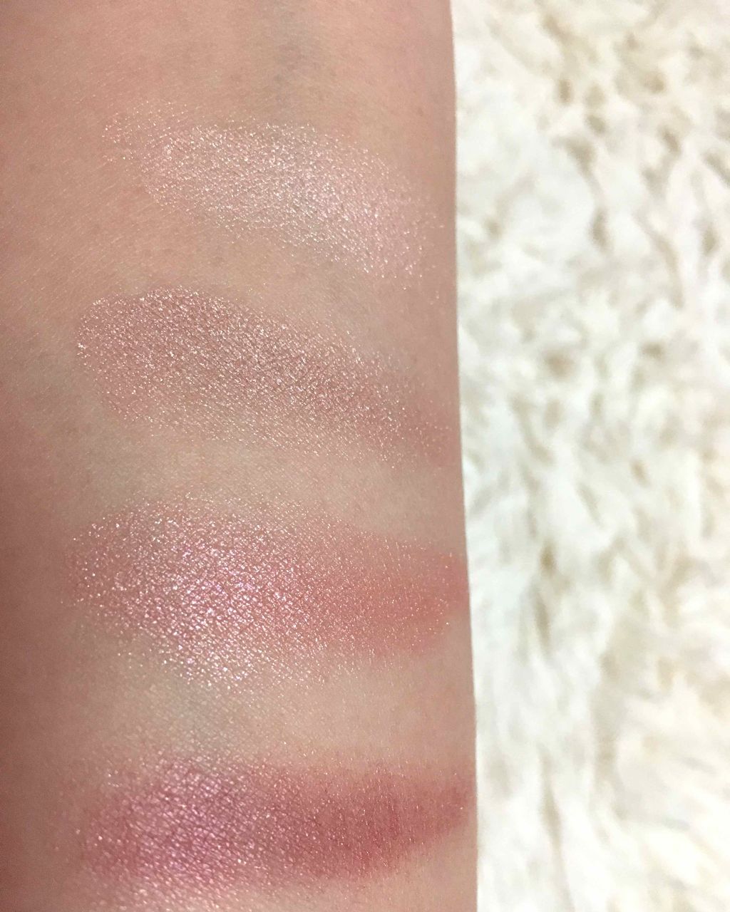 デザイニング カラー アイズ 04 絢撫子(AYANADESHIKO)/SUQQU/アイシャドウパレットを使ったクチコミ（3枚目）