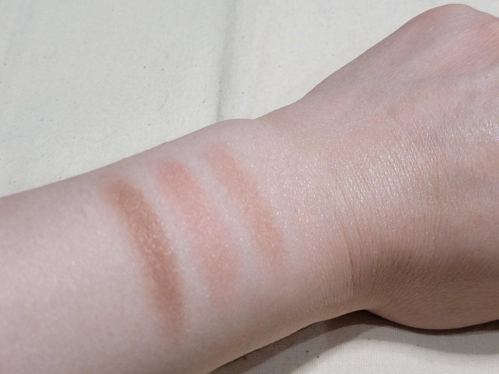 ジルスチュアート ブルームドロップ リップ＆チーク シフォン/JILL STUART/リキッドチークを使ったクチコミ（2枚目）