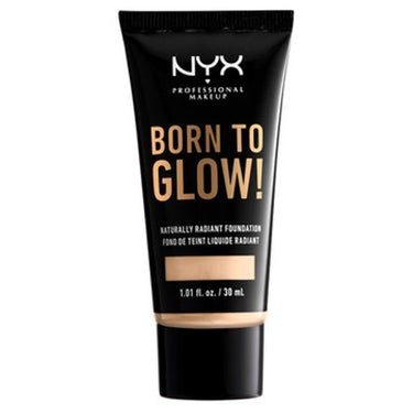 NYX Professional Makeup ボーン トゥー グロー ナチュラリーラディアント ファンデーション