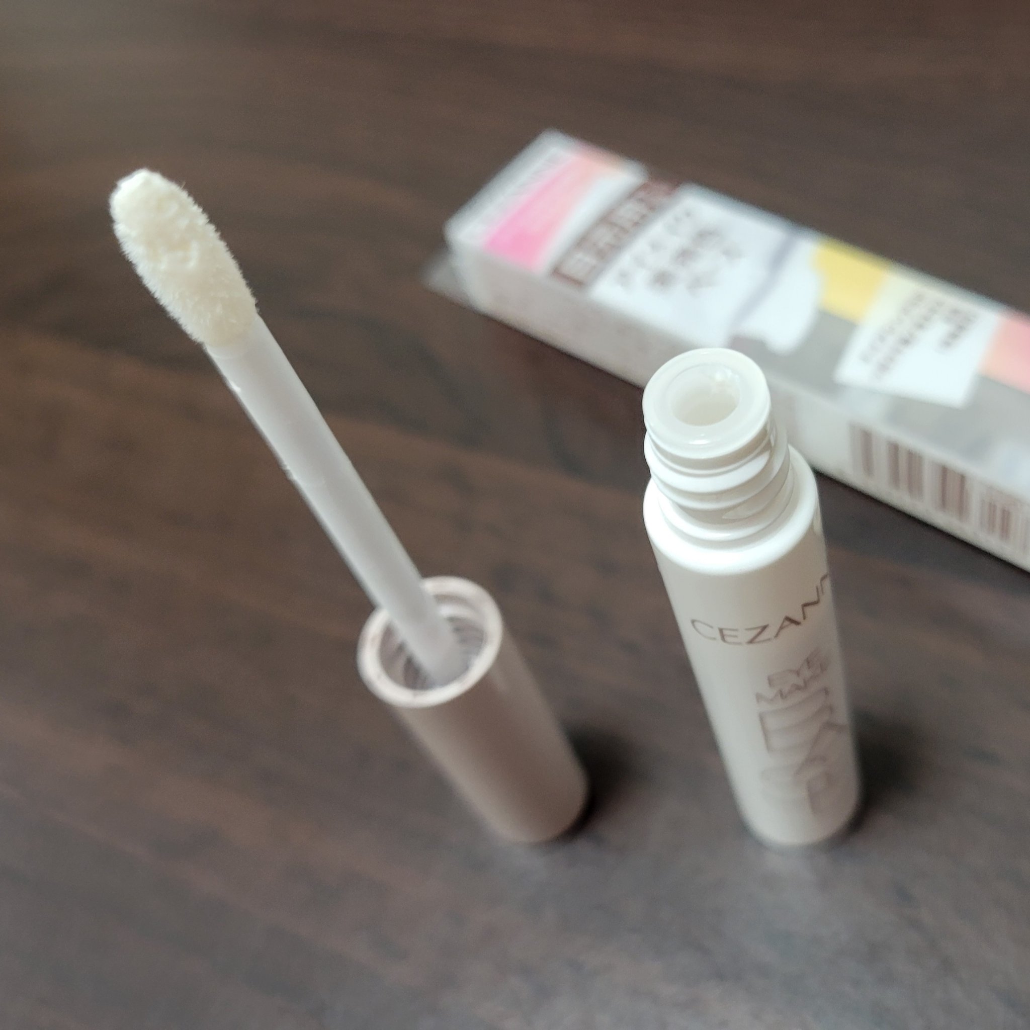 アイメイクベース/CEZANNE/アイシャドウベースを使ったクチコミ（2枚目）