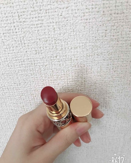 ルージュ ヴォリュプテ シャイン/YVES SAINT LAURENT BEAUTE/口紅を使ったクチコミ(2枚目)