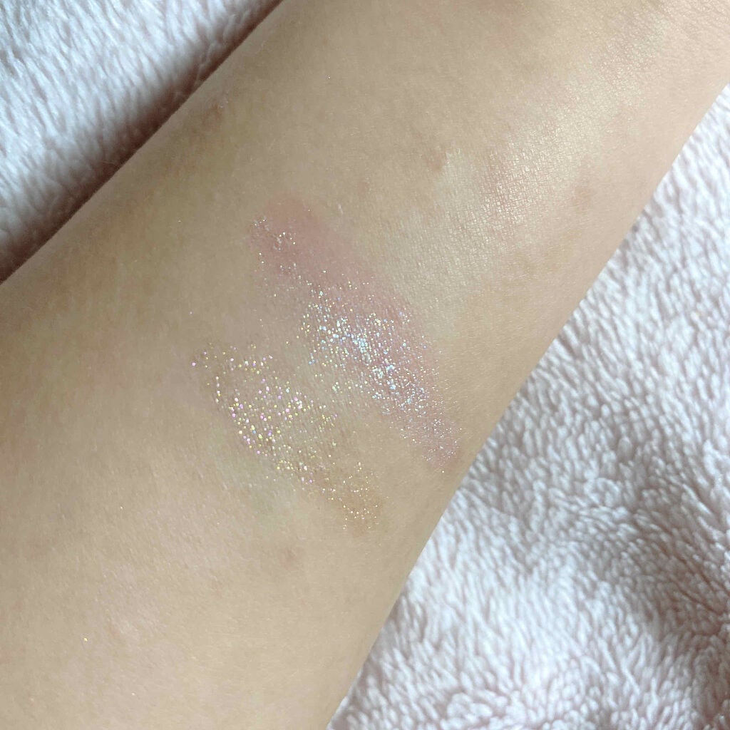 ジェムグリッターグロス/Witch's Pouch/リップグロスを使ったクチコミ(3枚目)