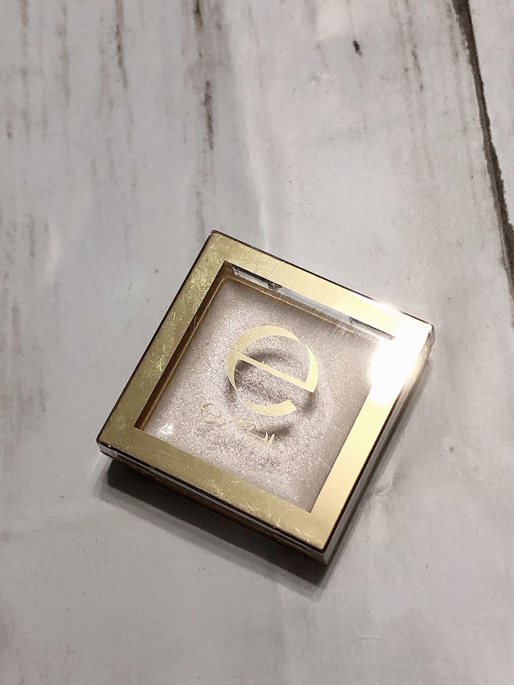 シマリングシャドウ SS02 シュガーホワイト/excel/ジェル・クリームアイシャドウを使ったクチコミ（2枚目）