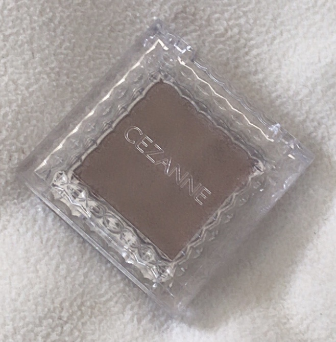 シングルカラーアイシャドウ/CEZANNE/単色アイシャドウを使ったクチコミ（1枚目）
