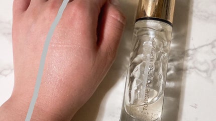 ラディアント タッチ ブラープライマー/YVES SAINT LAURENT BEAUTE/化粧下地を使ったクチコミ(4枚目)