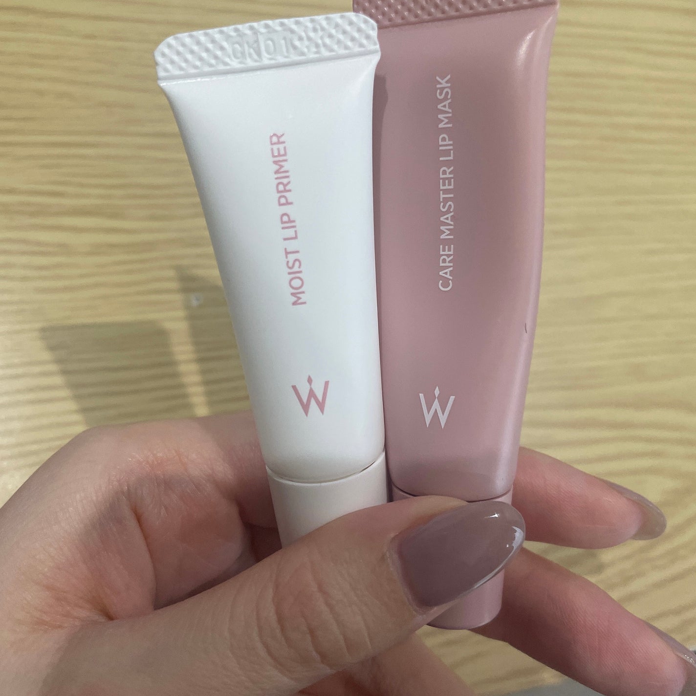 ウォンジョンヨ モイストリッププライマー /Wonjungyo/リップオイルを使ったクチコミ(1枚目)