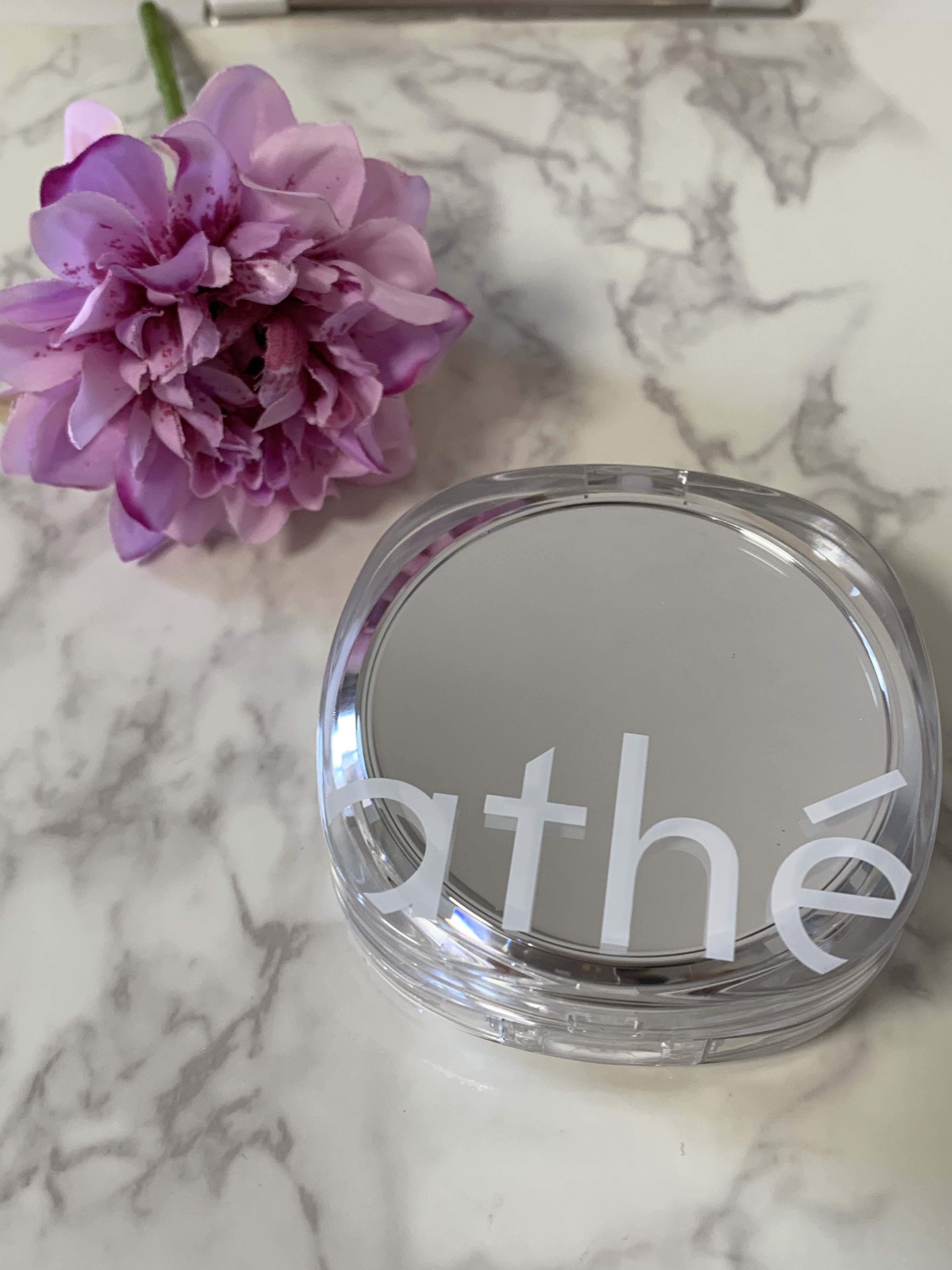 グレーズ ウォータリング クッション/athé/クッションファンデーションを使ったクチコミ（1枚目）