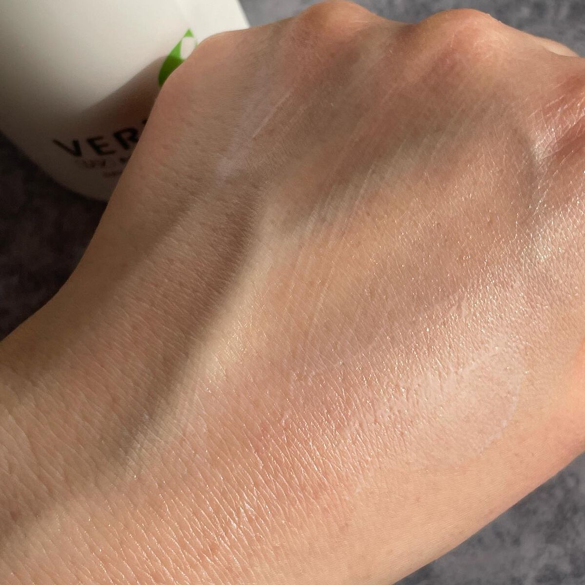 ベルディオ UV モイスチャージェル N/メンターム/日焼け止めジェルを使ったクチコミ(9枚目)