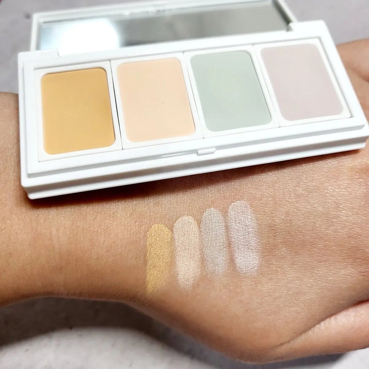 カラーコンシーラー/SS by WHOMEE/パレットコンシーラーを使ったクチコミ（2枚目）