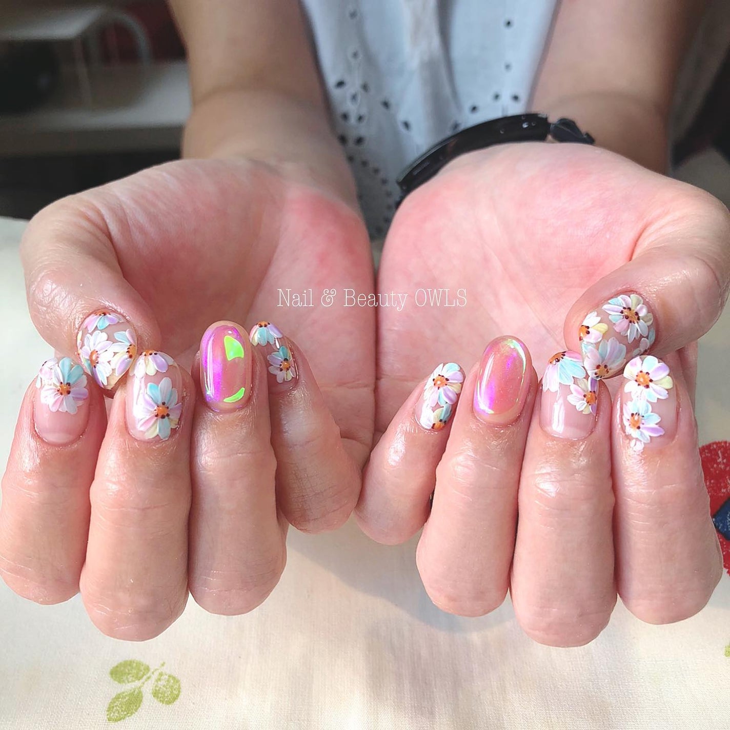 ぴよこれいと あうるす on LIPS 「10本うるうるネイルからの付け替え💅うるうるネイル10本してて..」(4枚目)