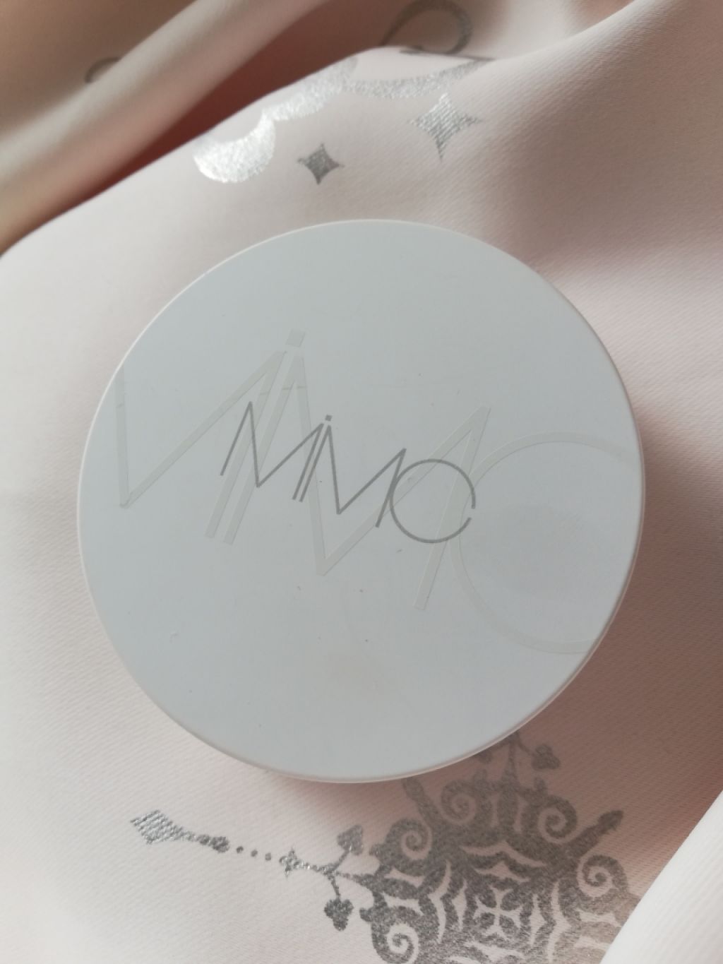 ミネラルイレイザーバーム SPF20 PA++/MiMC/化粧下地を使ったクチコミ(1枚目)