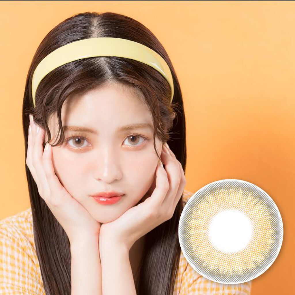 まろん on LIPS 「つけた瞬間新世界〜!!ちょっと派手なカラコンなのに発色とっても..」(1枚目)