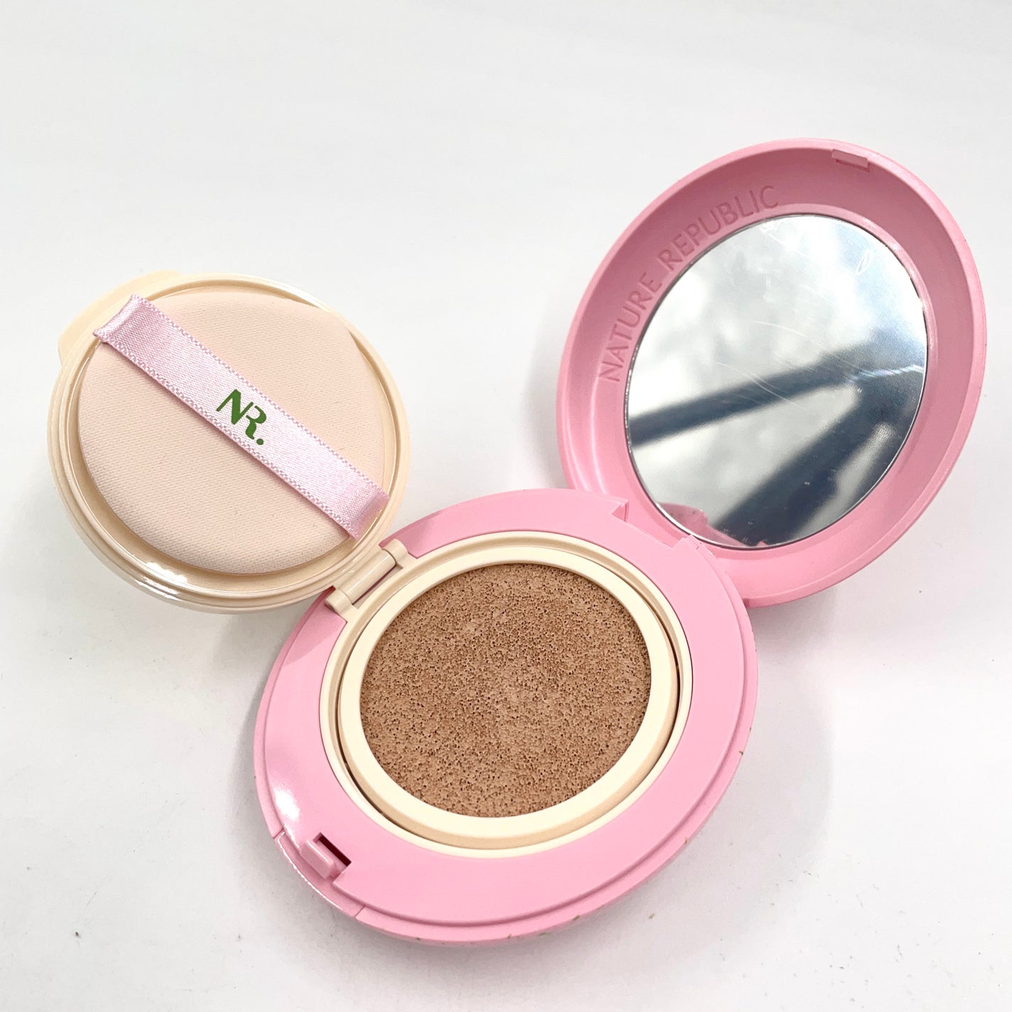 PROBIOエッセンスクッション/ネイチャーリパブリック/クッションファンデーションを使ったクチコミ(2枚目)