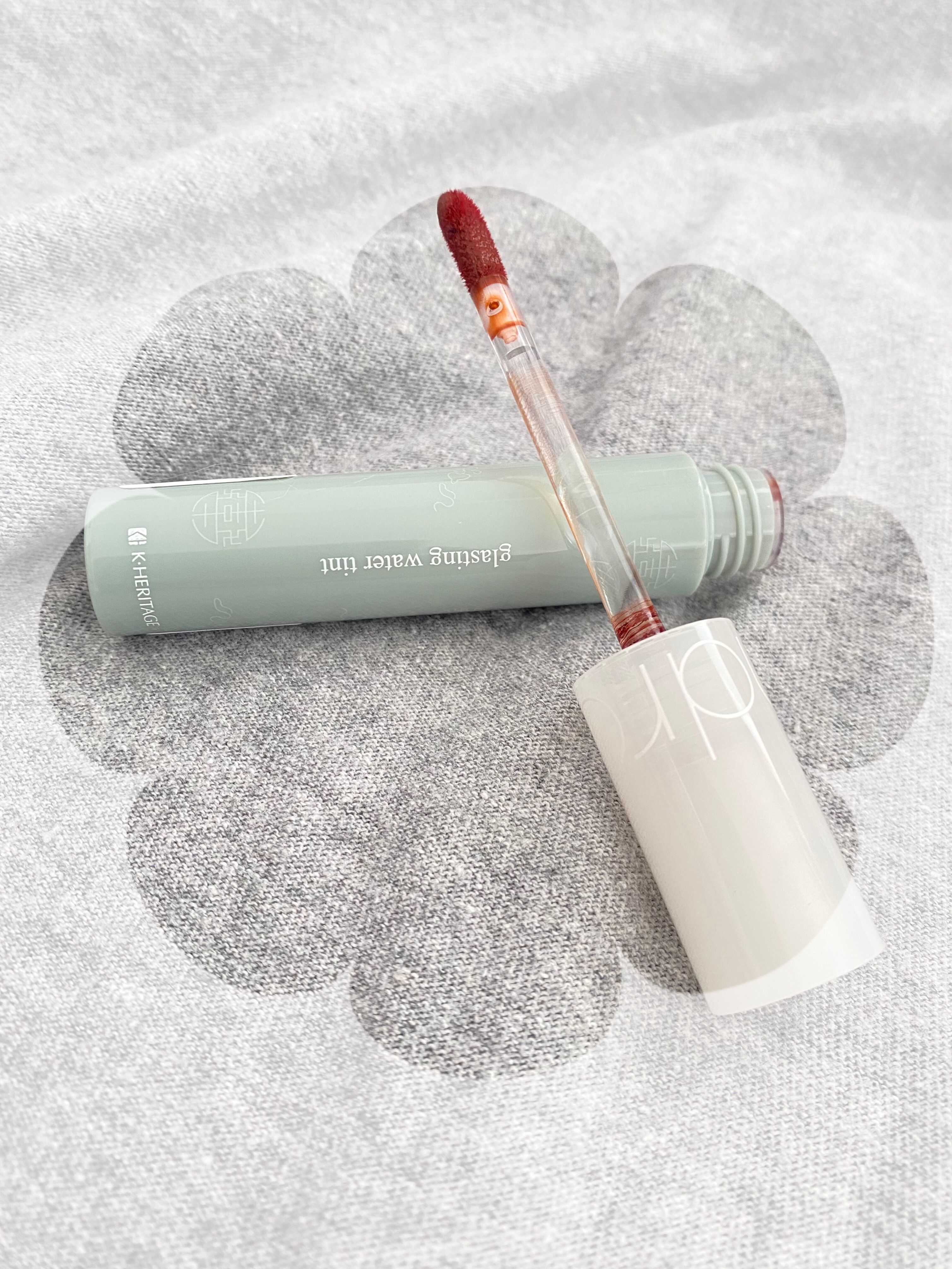 グラスティングウォーターティント 韓服エディション #11 pumpkin brown/rom&nd/リップティントを使ったクチコミ（1枚目）