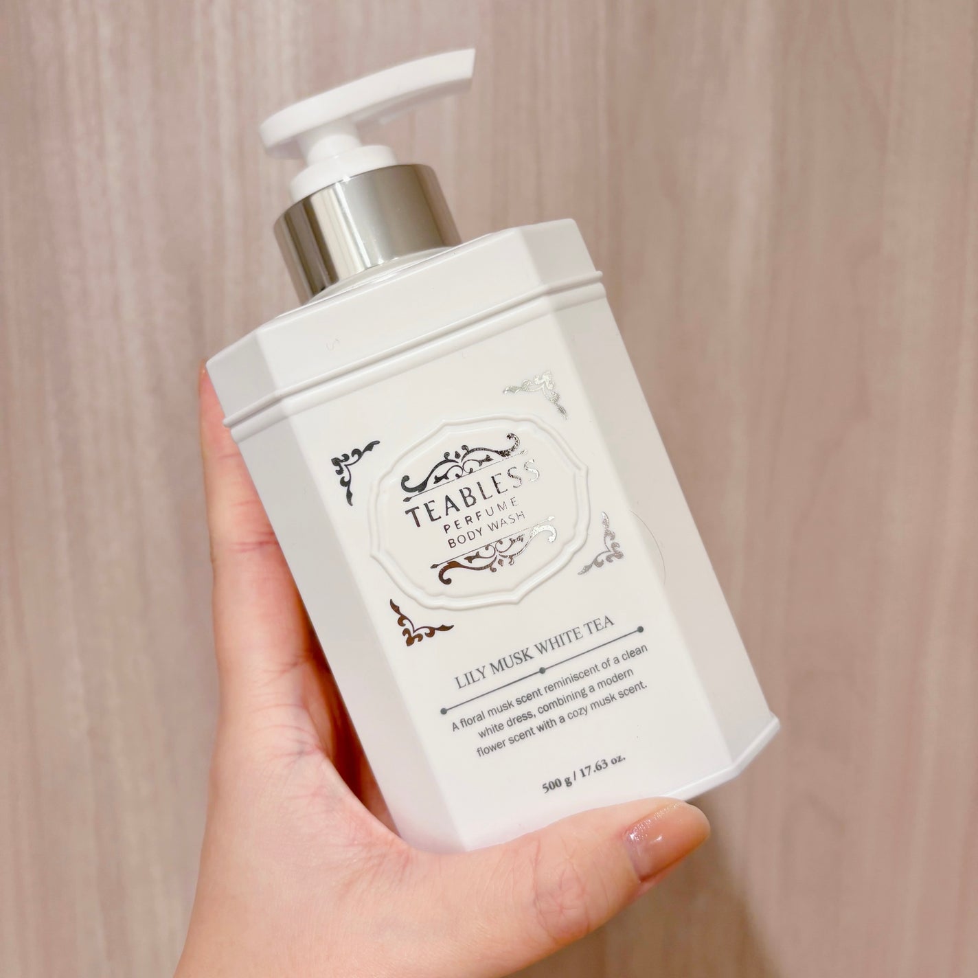 パフュームボディローション リリィムスクホワイトティー/TEABLESS/ボディローションを使ったクチコミ(2枚目)