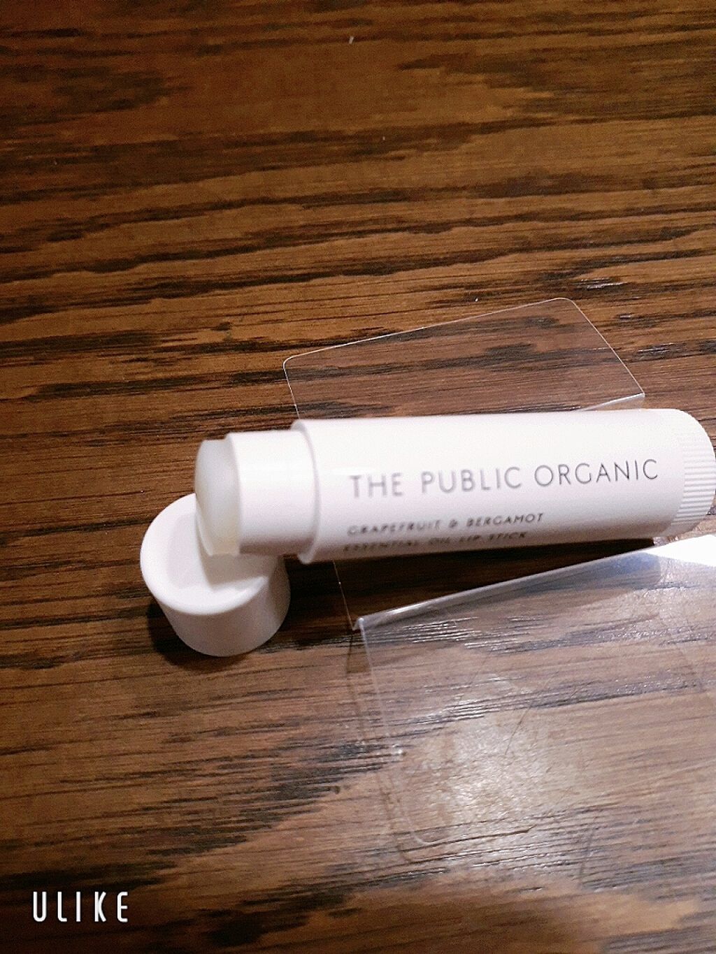 オーガニック認証 精油リップスティック スーパーポジティブ ライズ/THE PUBLIC ORGANIC/リップクリームを使ったクチコミ（2枚目）