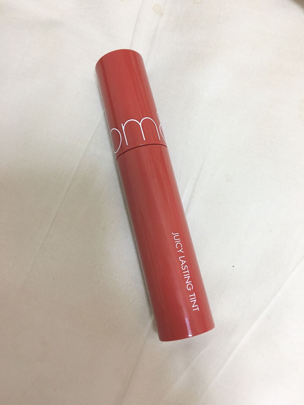 ジューシーラスティングティント/rom&nd/リップティントを使ったクチコミ(1枚目)