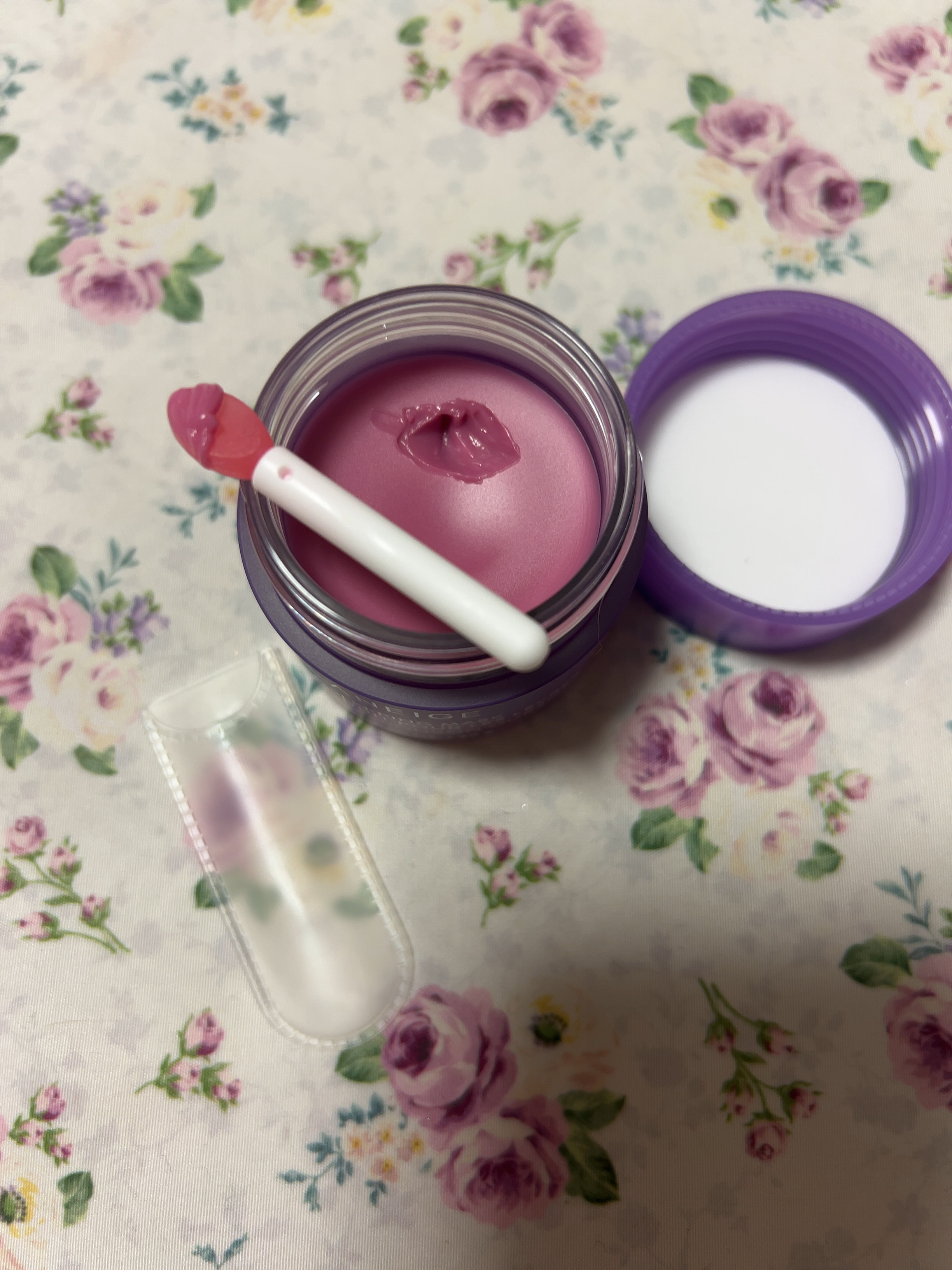 リップスリーピングマスク グミベア/LANEIGE/リップバームを使ったクチコミ（2枚目）