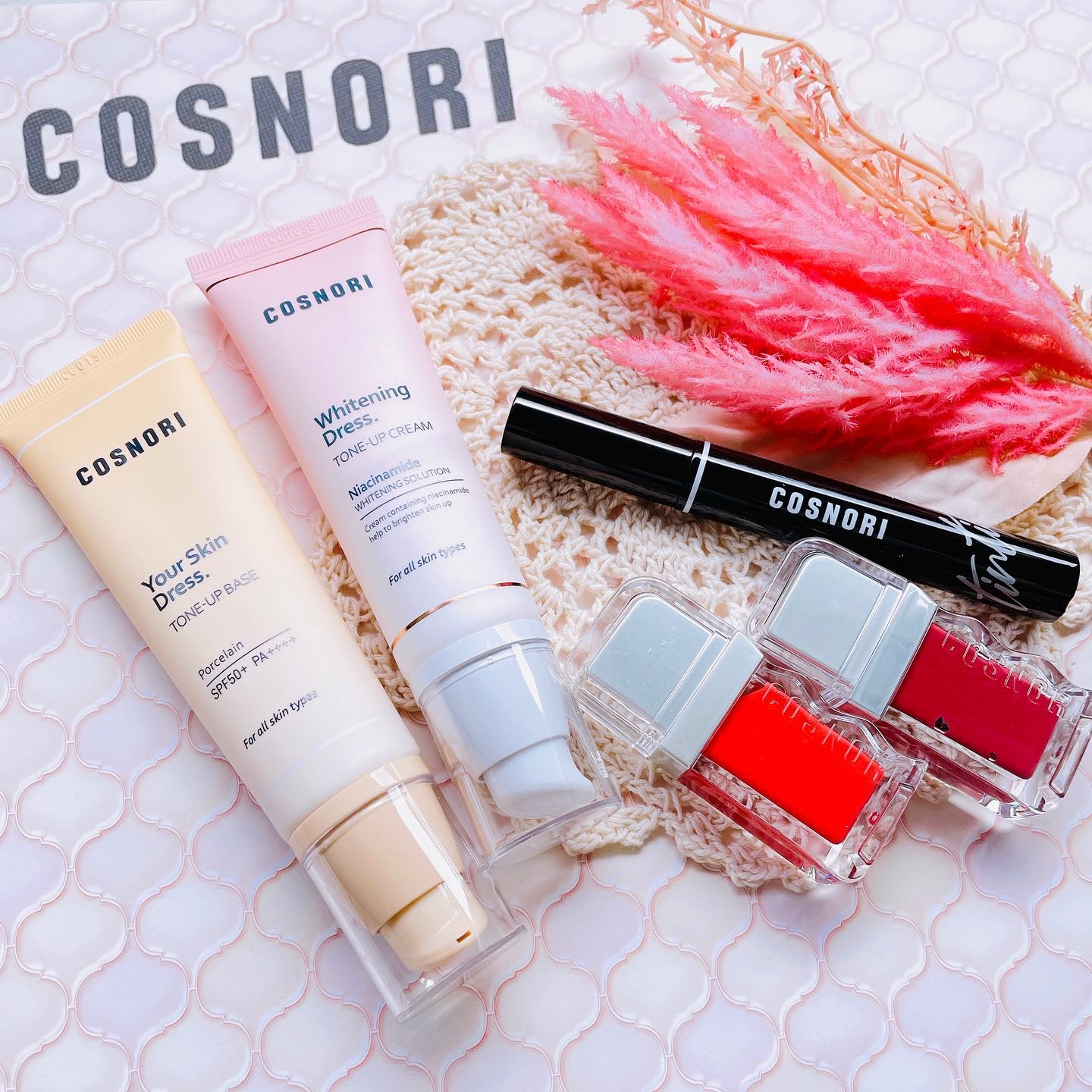 ホワイトニングドレストーンアップクリーム/COSNORI/化粧下地を使ったクチコミ（1枚目）