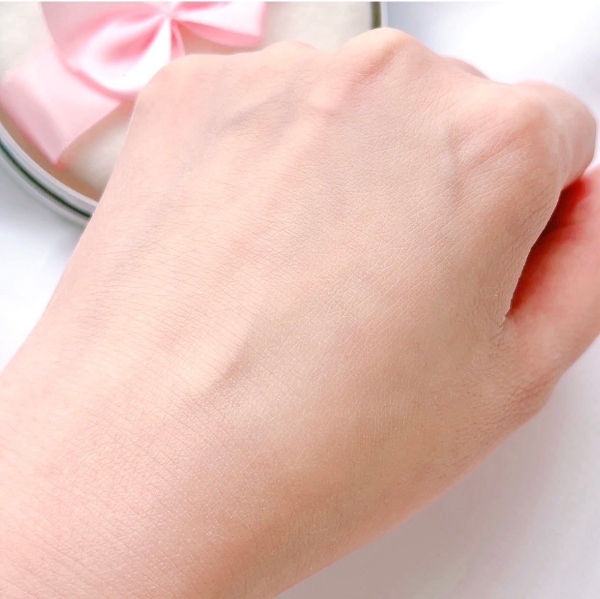 すっぴんパウダーC フルーティーフローラルの香り/クラブ/その他スキンケアを使ったクチコミ(3枚目)