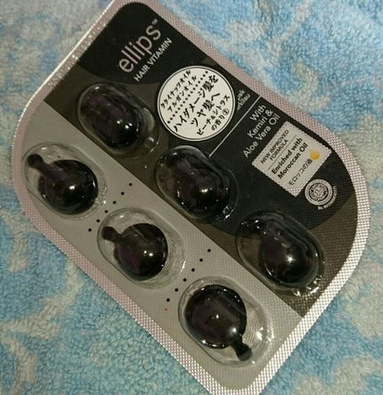 ヘアーオイル【シャイニーブラック】/ellips/ヘアオイルを使ったクチコミ(4枚目)