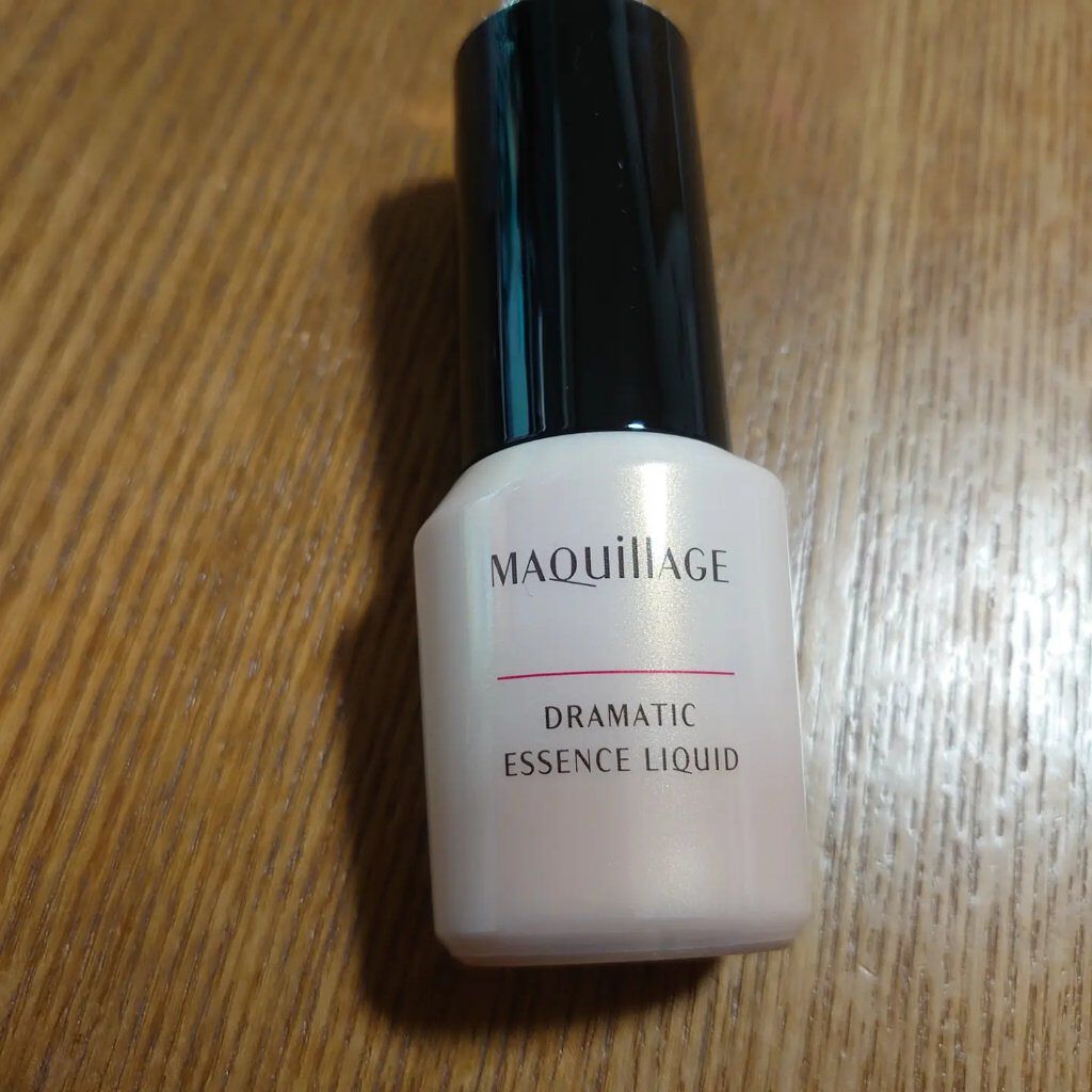 ドラマティックエッセンスリキッド/マキアージュ/リキッドファンデーションを使ったクチコミ（1枚目）